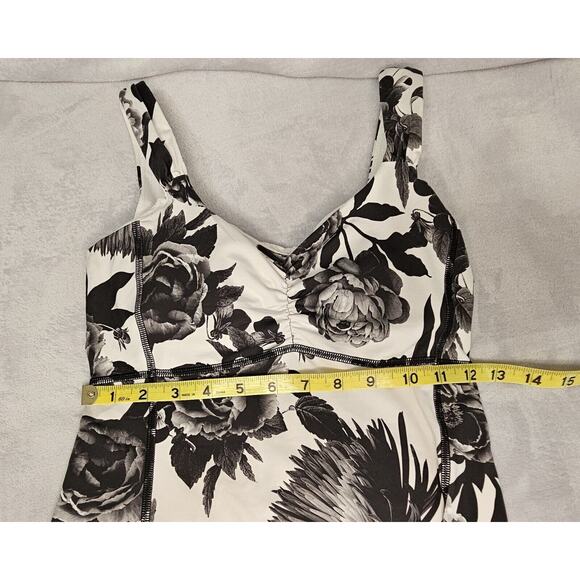 Lululemon Aria Tank II Brisk Bloom Black White Size 4 Yoga - Picture 4 of 7